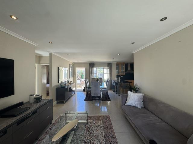 To Let 3 Bedroom Property for Rent in Royal Ascot Western Cape